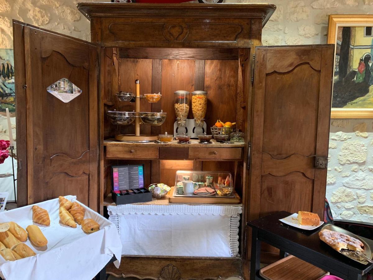Logis Hotel Restaurant Hostellerie De La Tour Fontvieille Ngoại thất bức ảnh