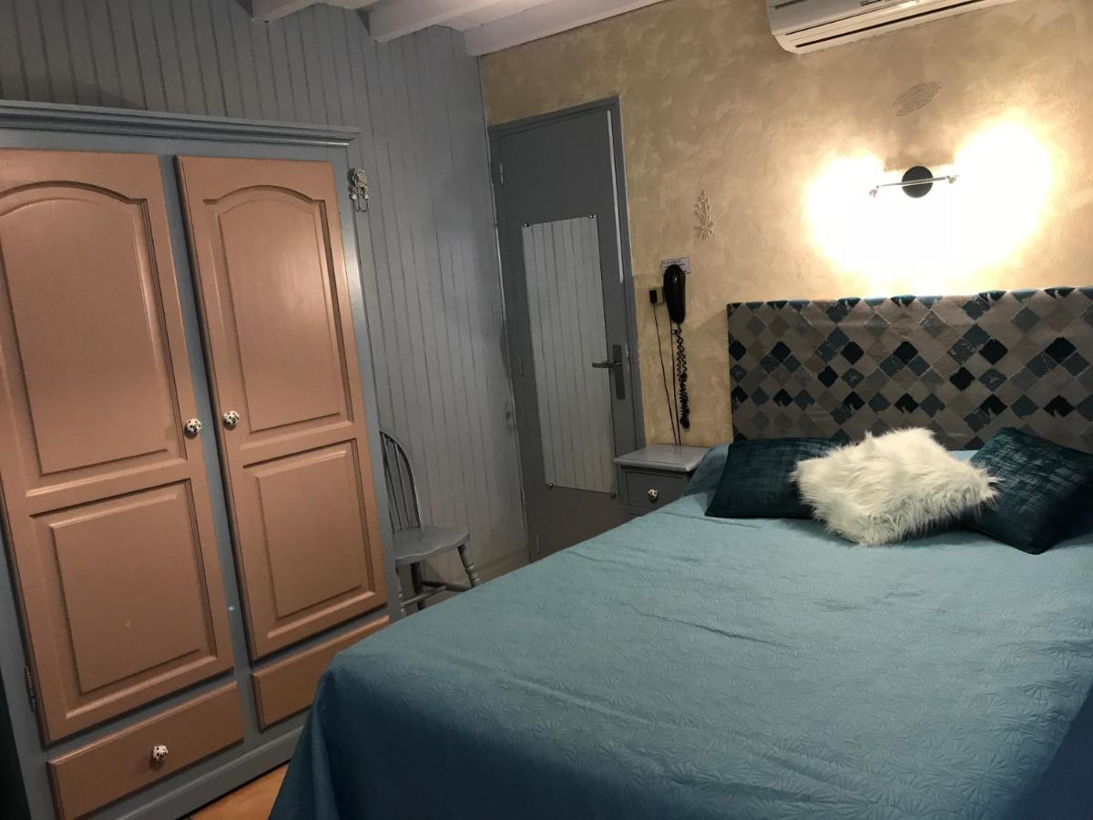 Logis Hotel Restaurant Hostellerie De La Tour Fontvieille Ngoại thất bức ảnh